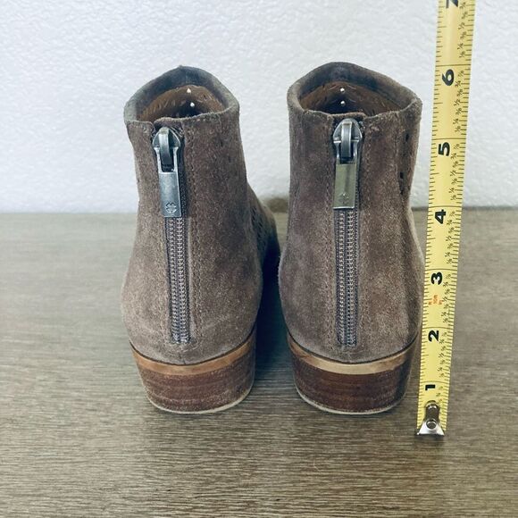 Lucky Brand Suede Leather Taupe Laser Cutout Ankle Boots 9 - Picture 5 of 7